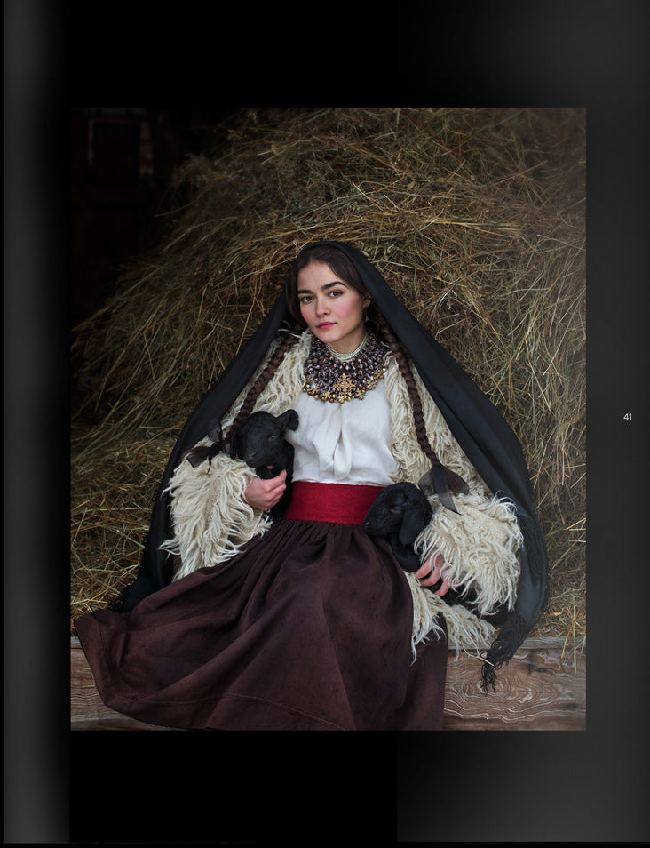 Ukrainian Folk Fashion. Українська традиційна мода. Етнофотографія